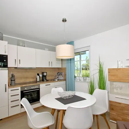 Strandresort Rex Rugia Ferienwohnung 10-3 Mit Sauna- Und Schwimmbadnutzung Im Ahoi Sellin Apartmán *