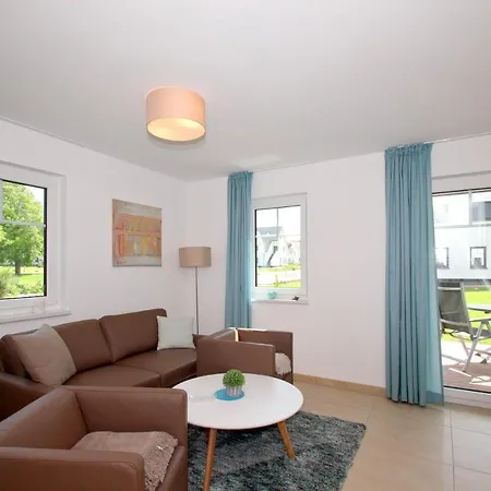 Strandnahe Rex Rugia: Seaside Retreat With Terrace And Access Apartment Lobbe